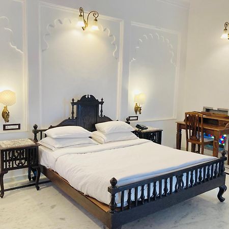 Amet Haveli - A Heritage Hotel Udaipur Exterior foto